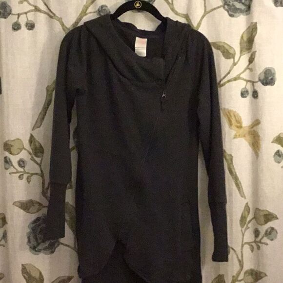 ♥️The North Face Hoodie - Picture 1 of 4